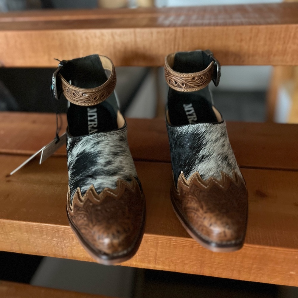 Myra Bag Brown and White Western Ankle Booties - Picture 4 of 7